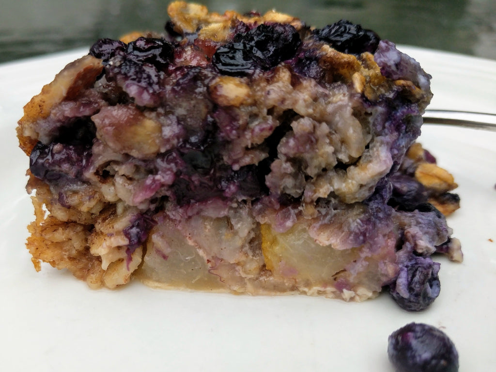 Baked Oatmeal with Apples and Blueberries